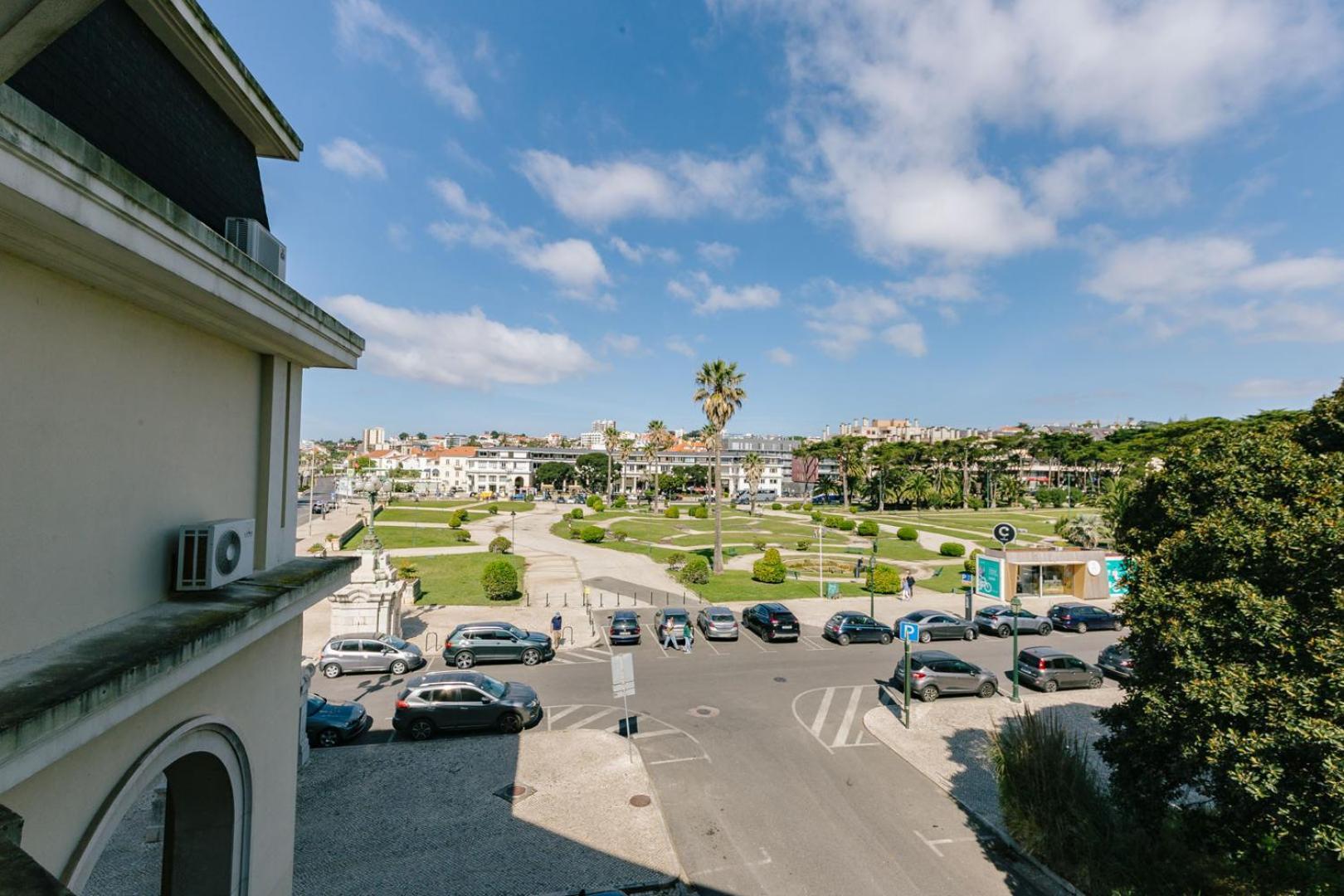 Rent4Rest Estoril Beachfront Apartments エクステリア 写真