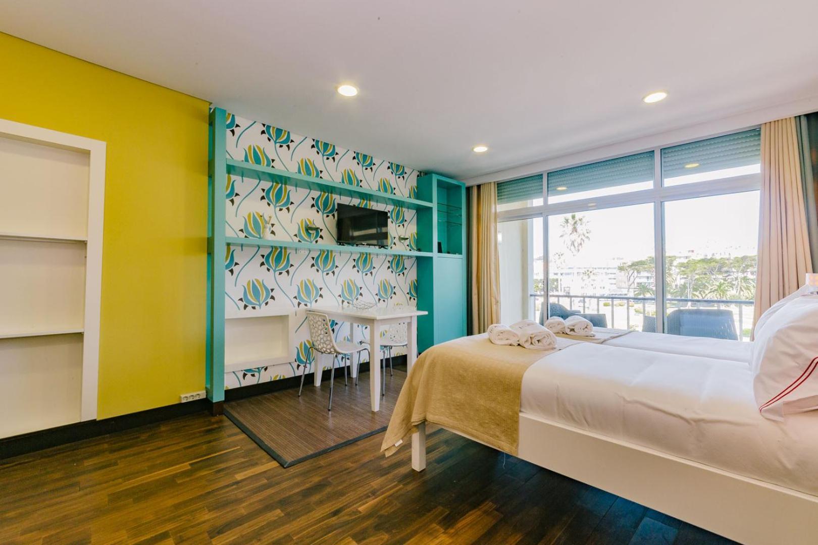 Rent4Rest Estoril Beachfront Apartments エクステリア 写真
